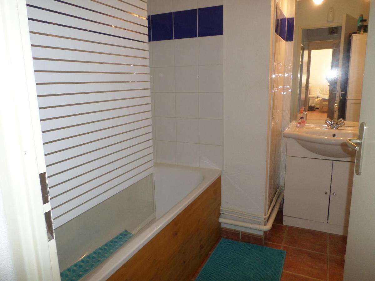 Les Romarins Appartement Climatise Ла-Сейн-сюр-Мер Экстерьер фото