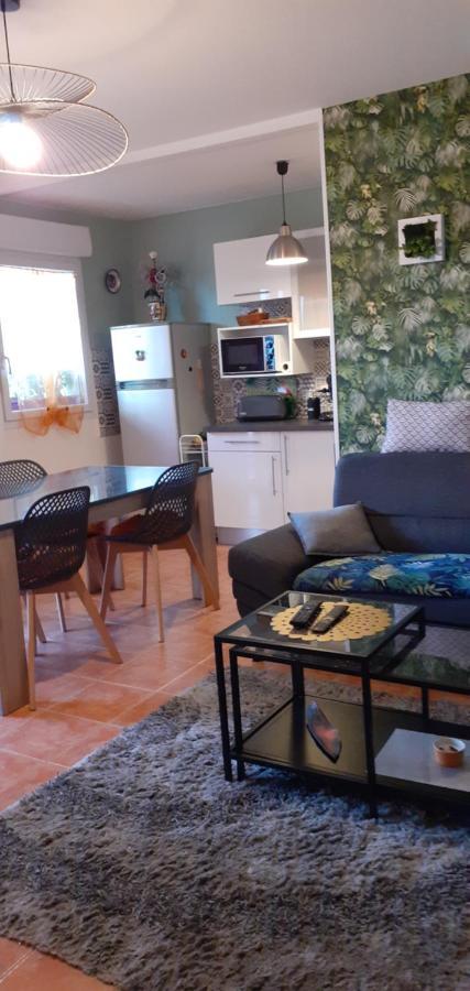 Les Romarins Appartement Climatise Ла-Сейн-сюр-Мер Экстерьер фото